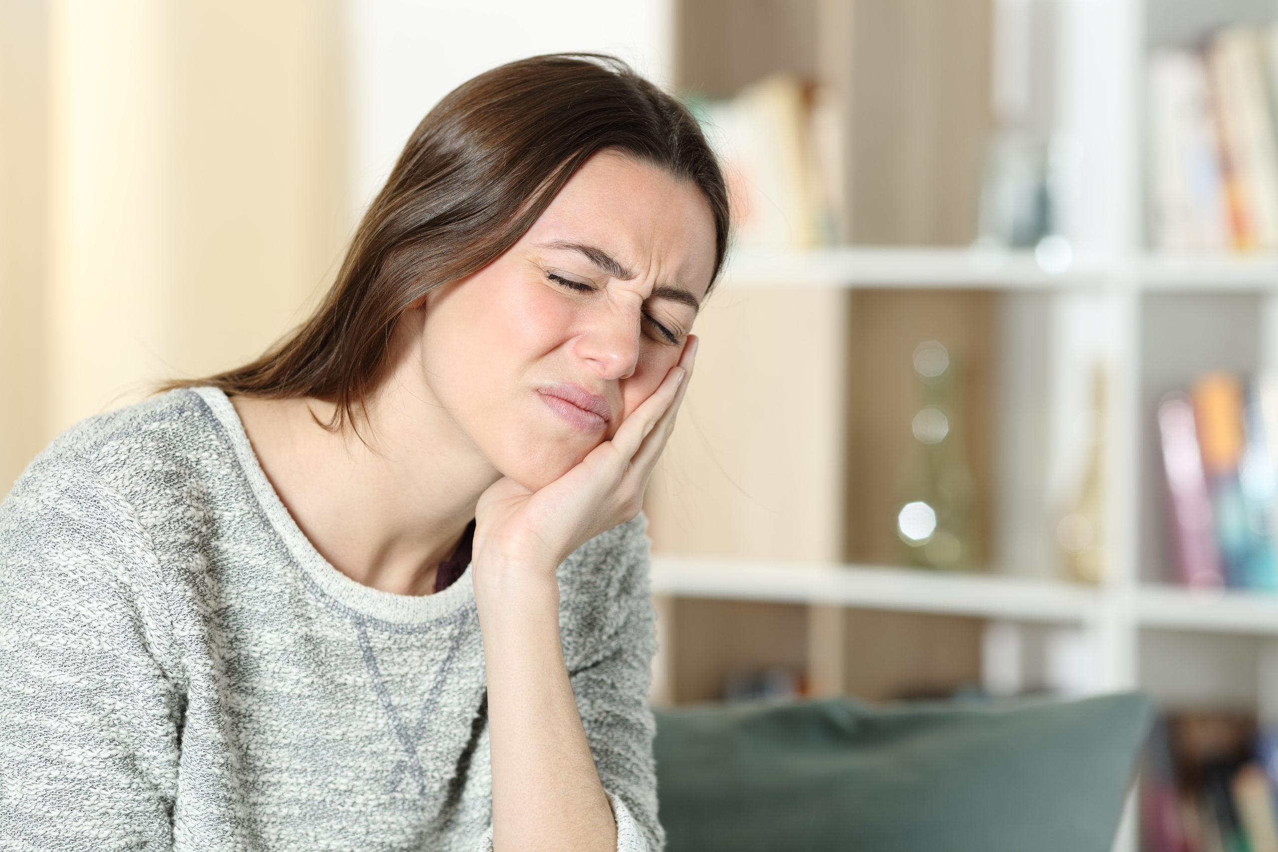 4 Common Oral Health Problems in The Winter: Treatments & Tips